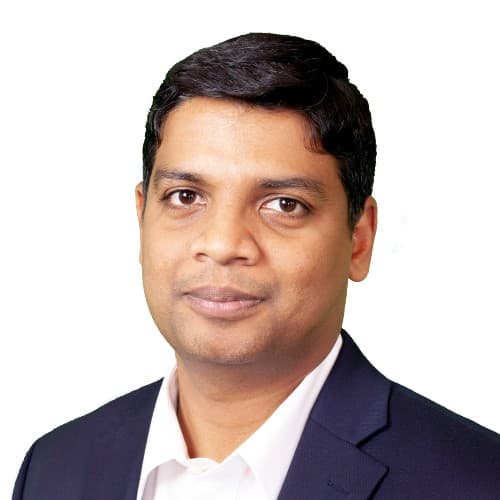 Senthil Manickavelu, professional profile portrait