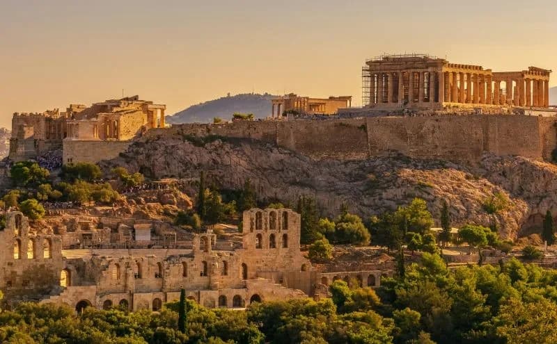 Original newsletter image: Greece bans social media for under-15s, effective January 2027
